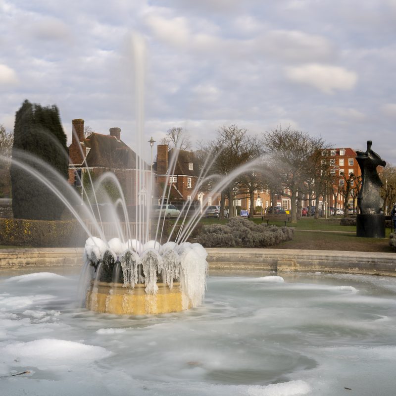 Coronation Fountain and Henry Moore statue